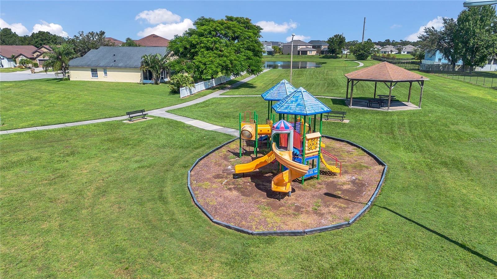 HERITAGE LAKES - Residential Lease