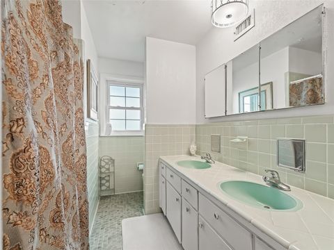 Tiny photo for 6994 NW 320 Highway, Micanopy, FL 32667 (MLS # OM712976)