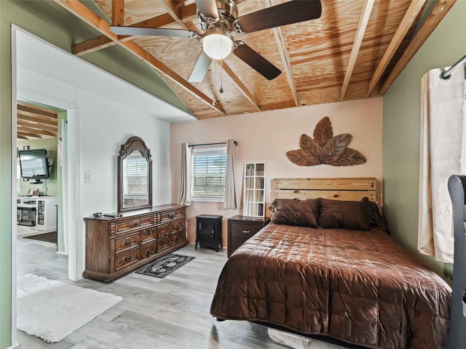 MCINTOSH - Residential