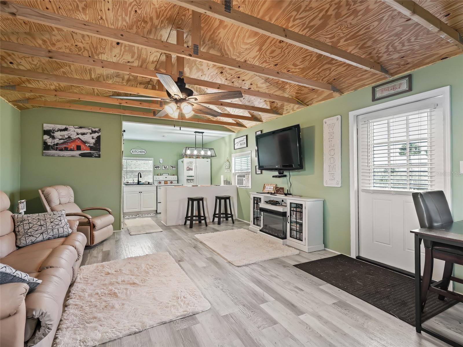 MCINTOSH - Residential