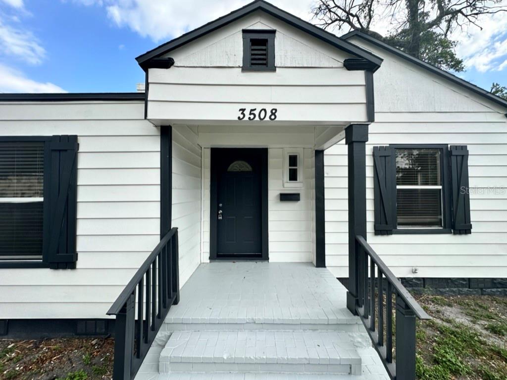 Photo of 3508 3rd Avenue S, St Petersburg, FL 33711 (MLS # J1004052)