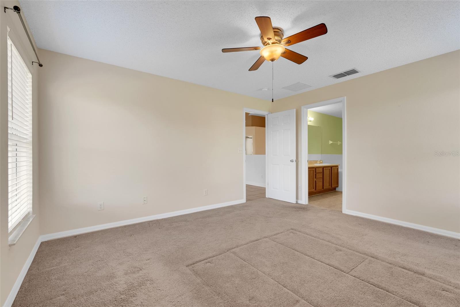 GROVELAND LEXINGTON VILLAGE PH I - Residential