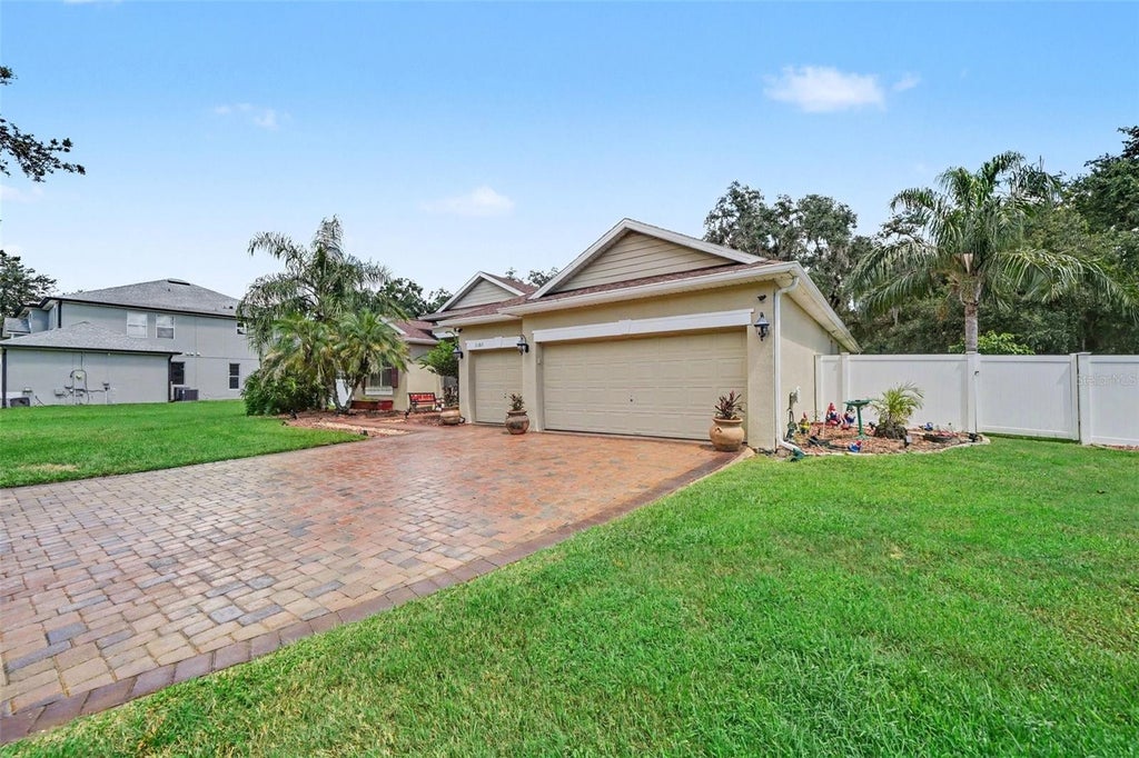 Photo of 3105 Conrad Ct, Kissimmee, FL 34744 (MLS # O6442649)