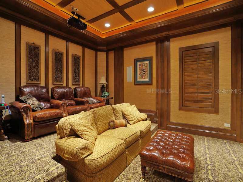 RIVERDALE - Residential