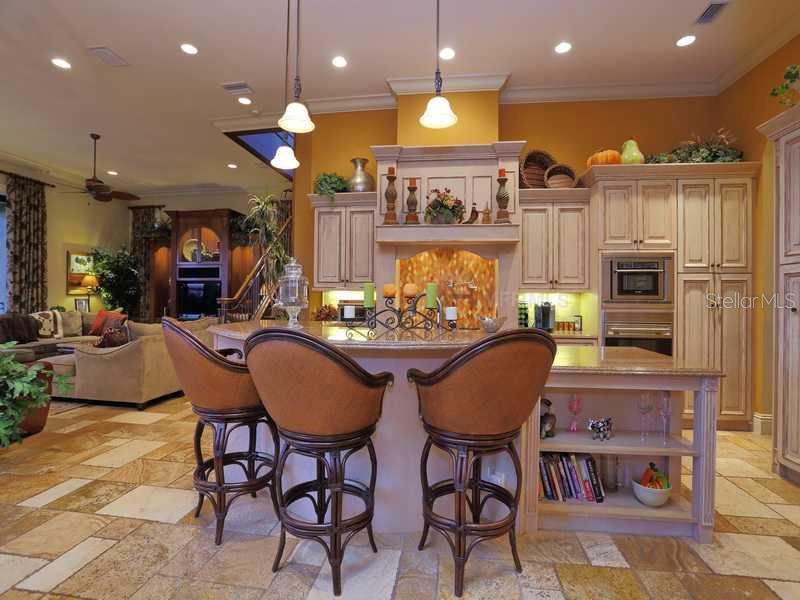 RIVERDALE - Residential