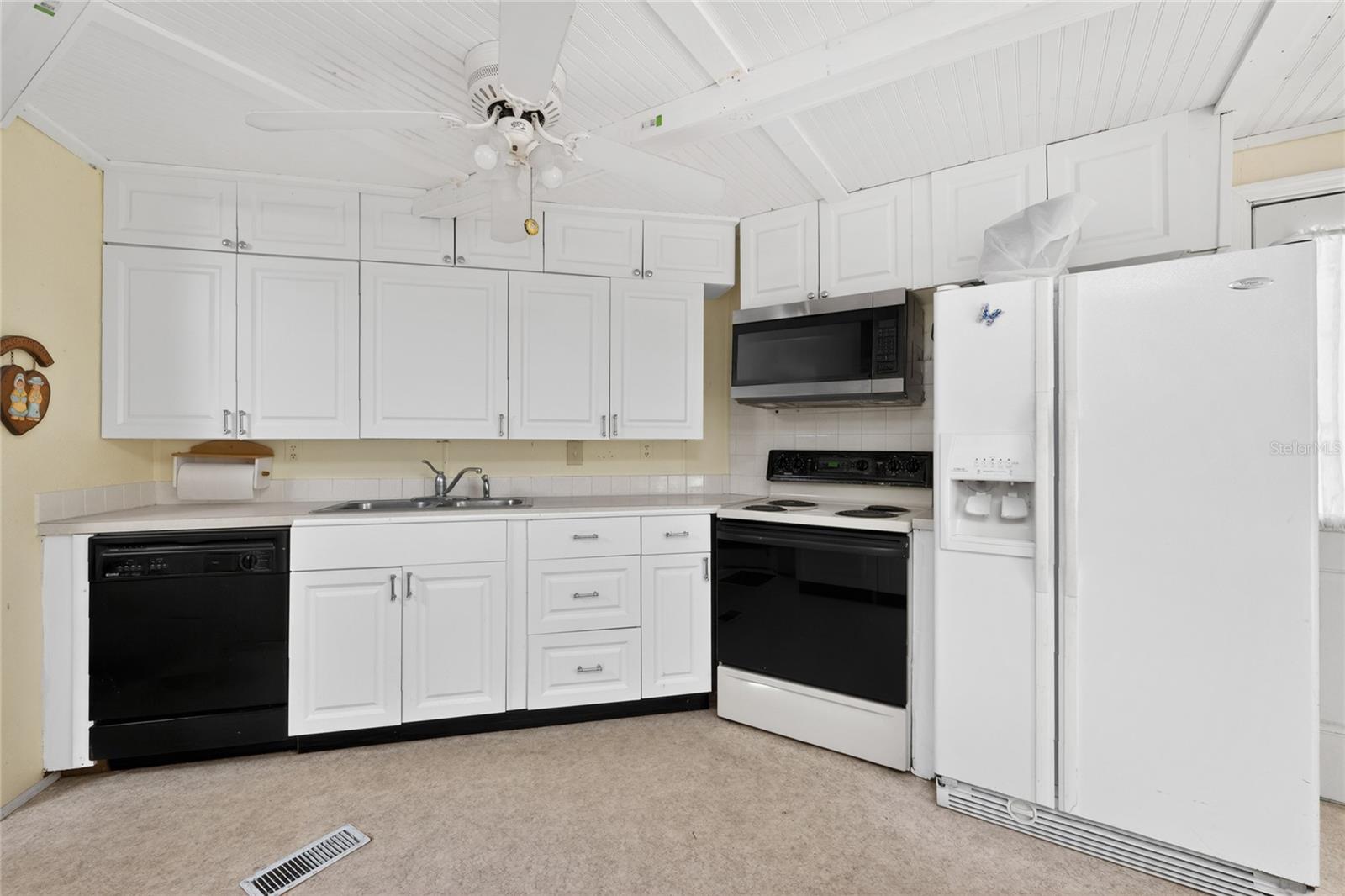 1380 SEAGULL DRIVE