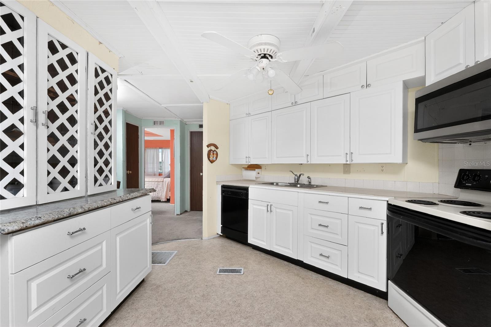 1380 SEAGULL DRIVE
