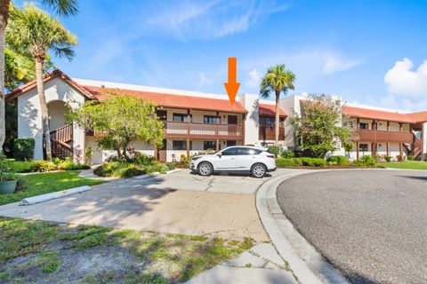 A home in LAKE WALES