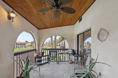 A home in LAKE WALES