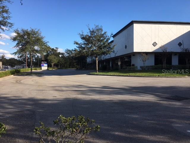 6859 EDGEWATER COMMERCE PARKWAY