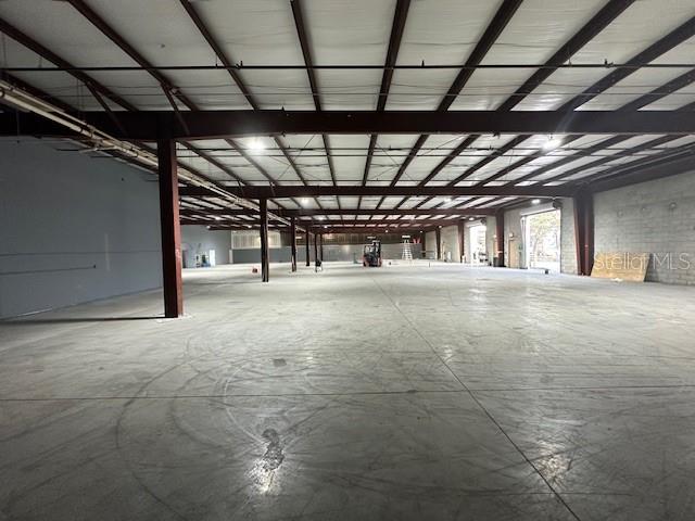 EDGEWATER NORTH COMMERCE PARK - Commercial Sale