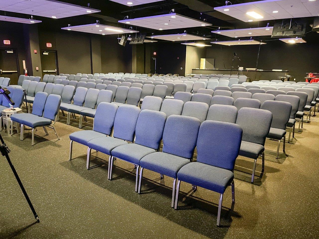 EDGEWATER NORTH COMMERCE PARK - Commercial Sale