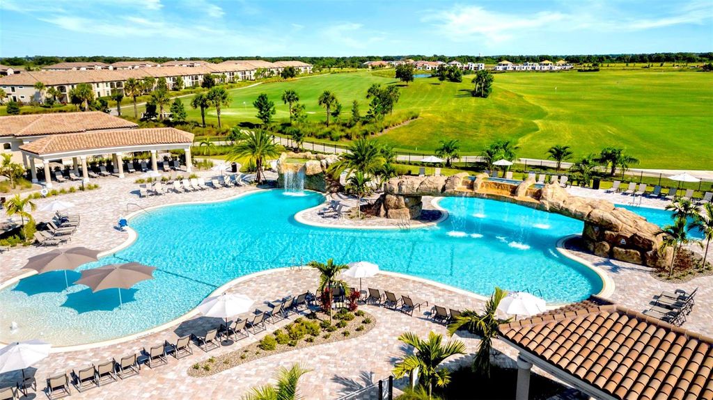 Photo of 17510 Gawthrop Drive #204, Bradenton, FL 34211 (MLS # C7527930)