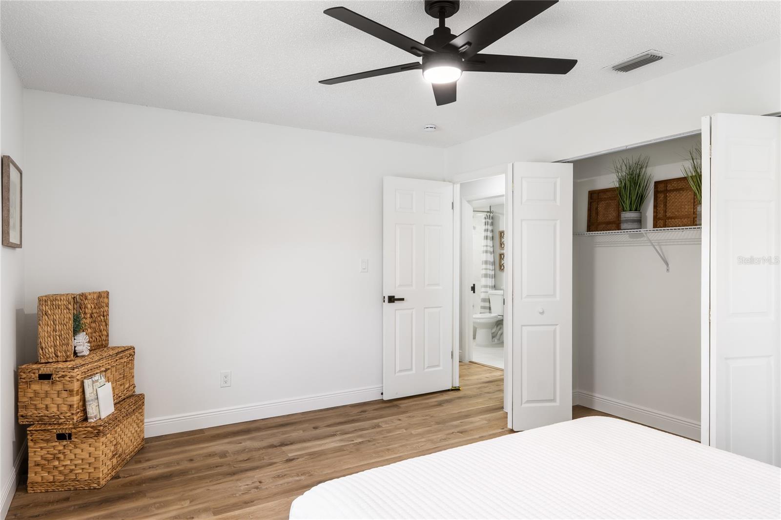 INDIAN HILLS UNIT 9 - Residential