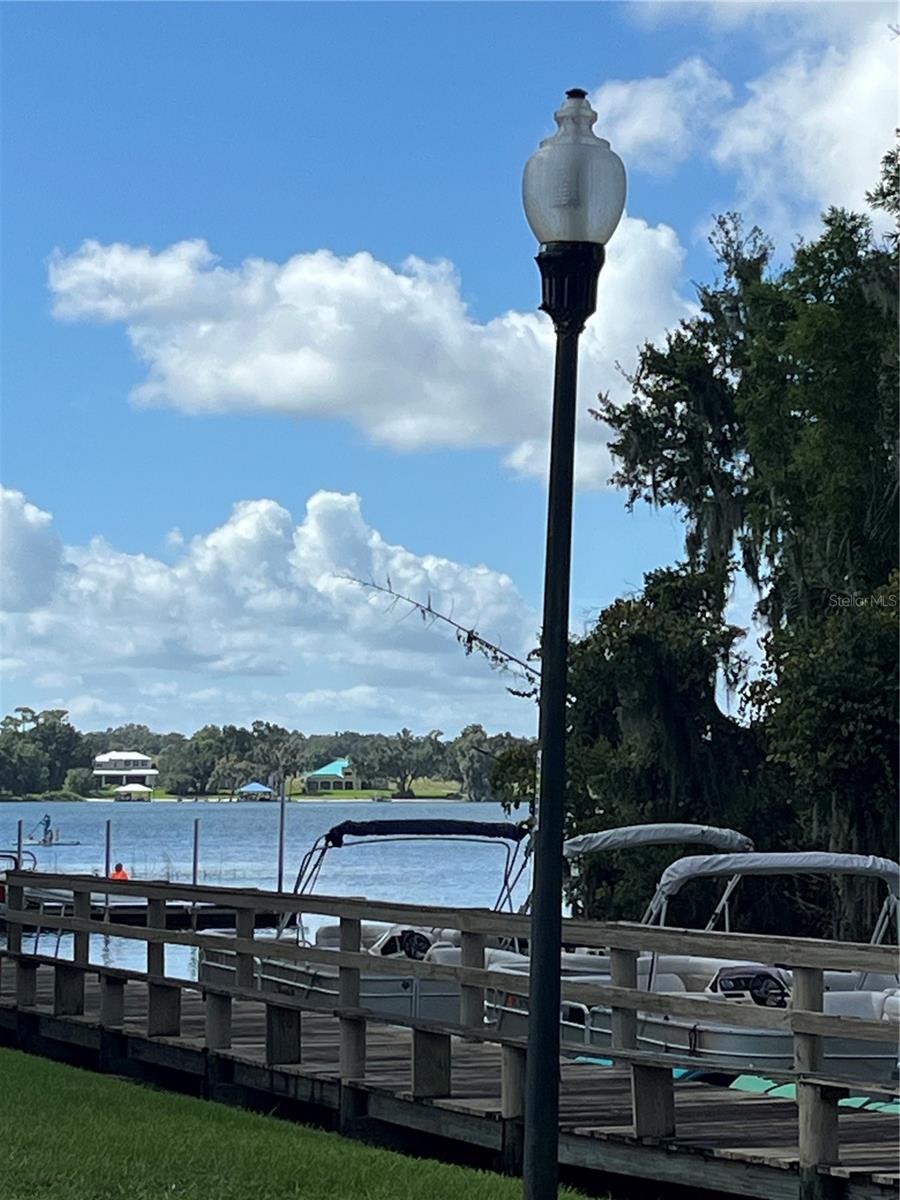 LEISURE LAKES SEC 01 - Residential Lease