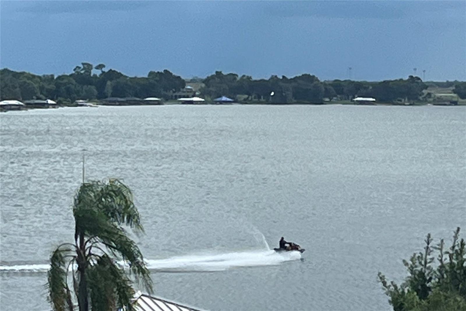 LEISURE LAKES SEC 01 - Residential Lease