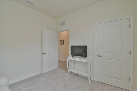 Tiny photo for 5553 NW 40th Loop, Ocala, FL 34482 (MLS # G5118609)