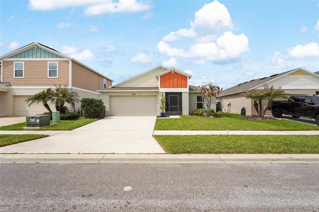 Photo of 12824 Bent Twig Drive, Riverview, FL 33579 (MLS # A4686606)