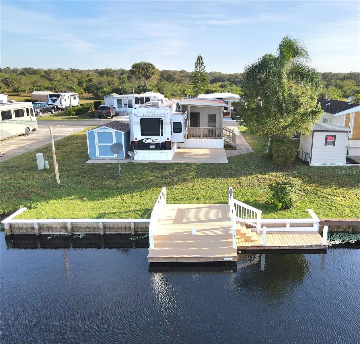 BLUE CYPRESS GOLF & RV RESIDENCE - Residential