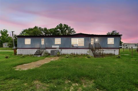 Photo of 3011 Park Circle, Haines City, FL 33844 (MLS # O6412068)