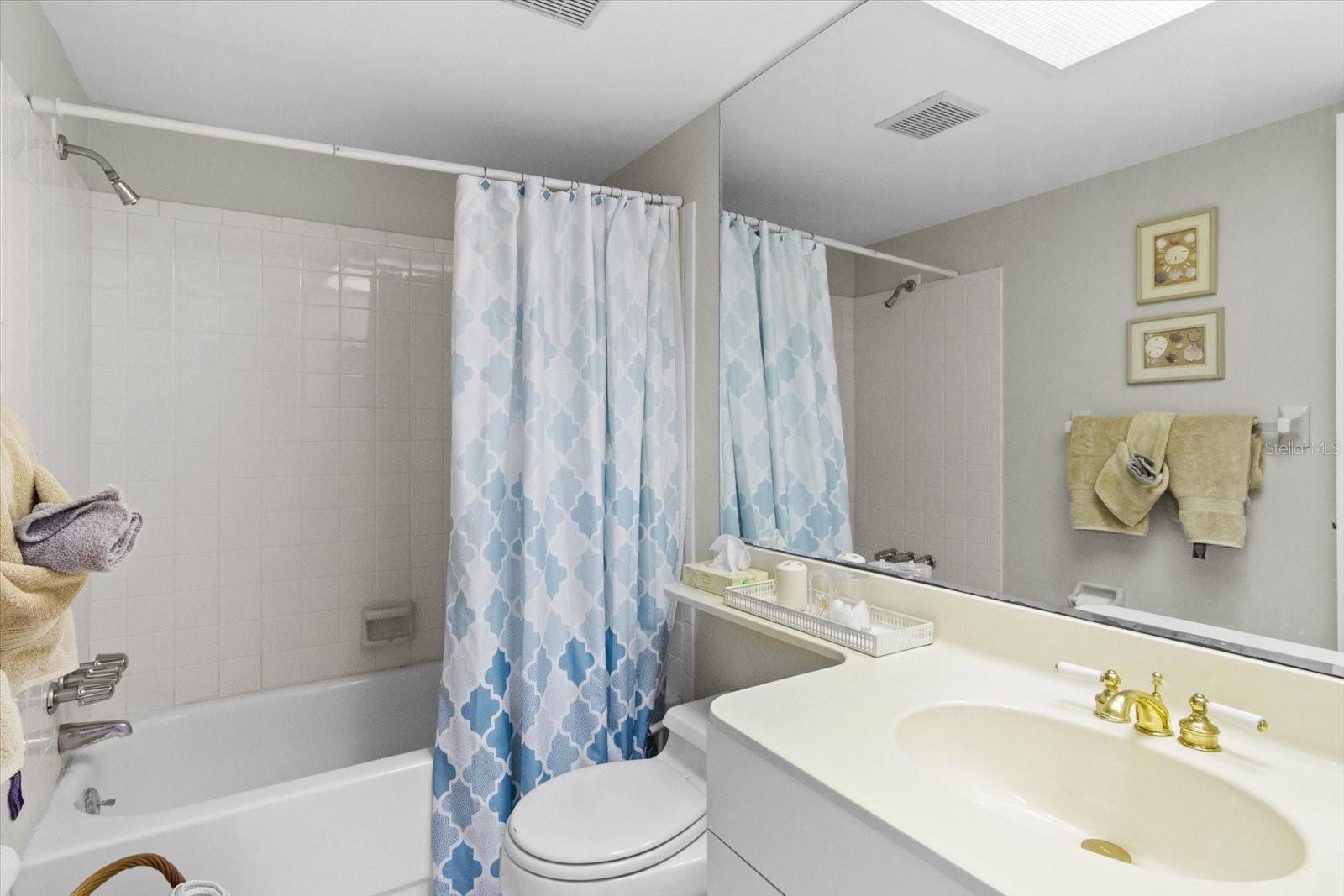 PEBBLE SPGS CLUSTER 3 - Residential Lease