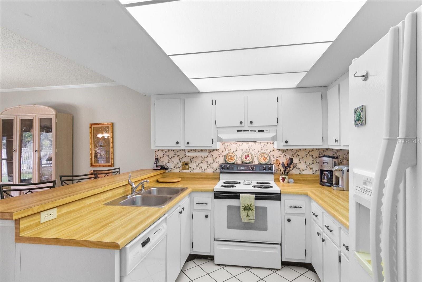 PEBBLE SPGS CLUSTER 3 - Residential Lease