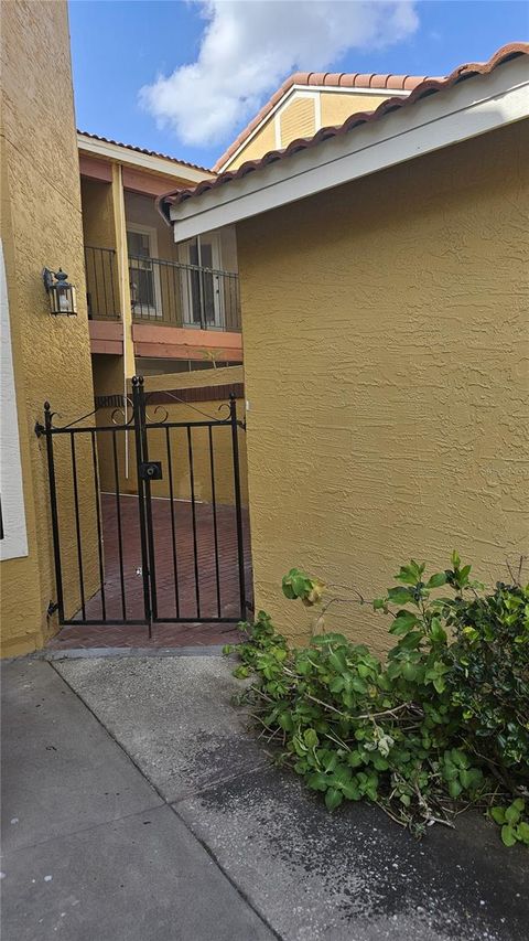 706 LIGHTHOUSE COURT ALTAMONTE SPRINGS FL 32714