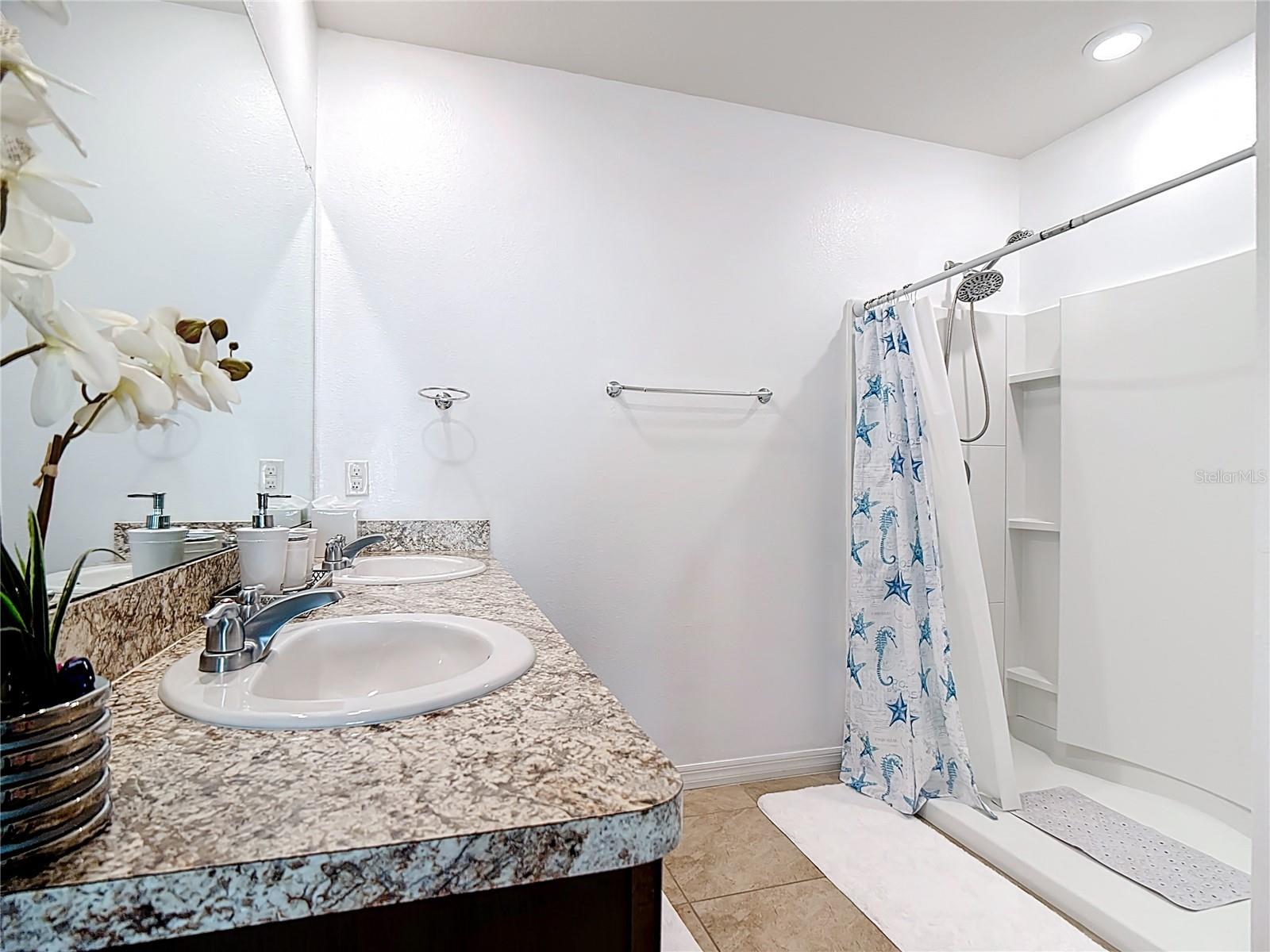 LUCERNE PARK RESERVE - Residential