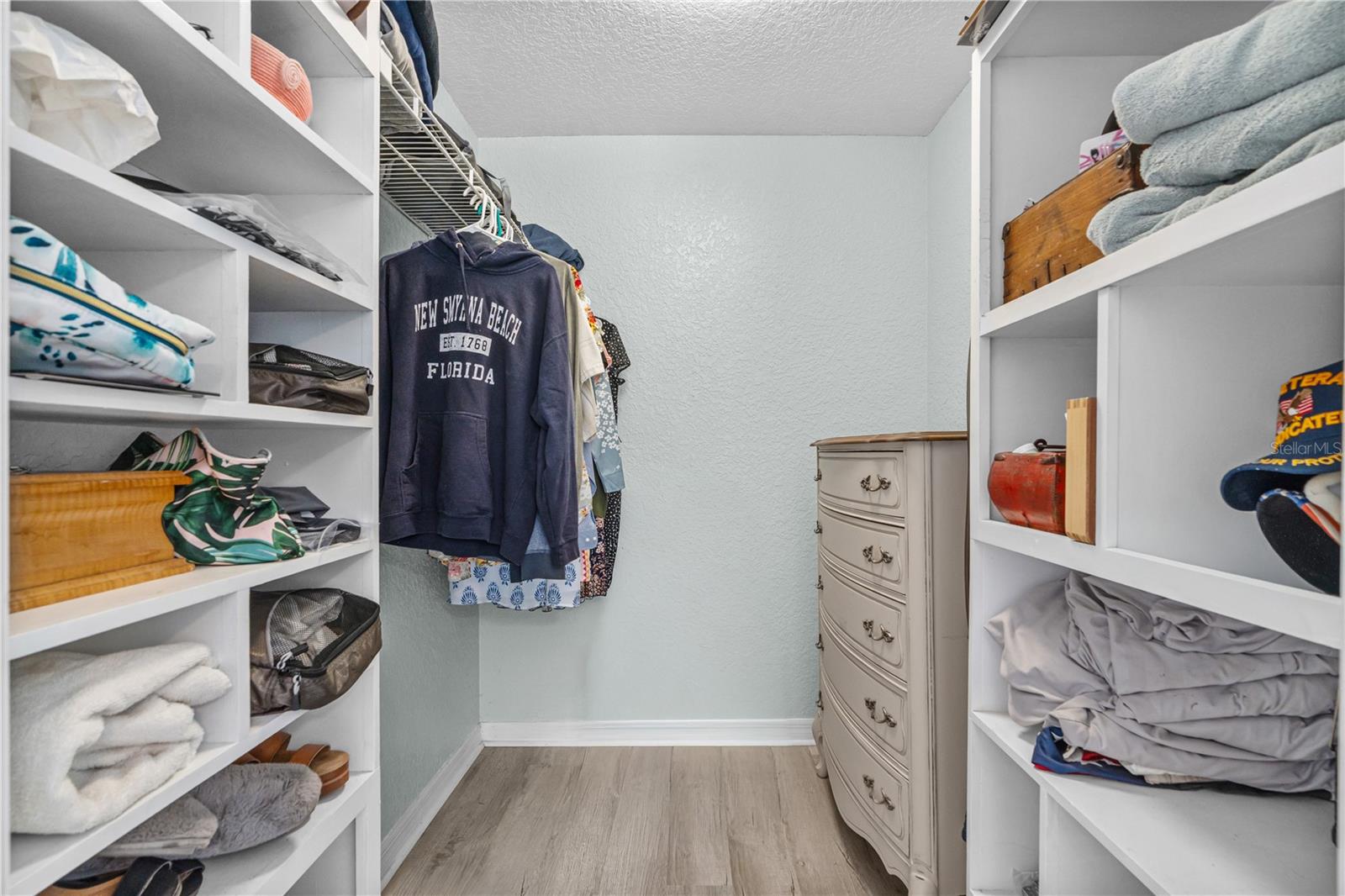 CLOUSER - Residential