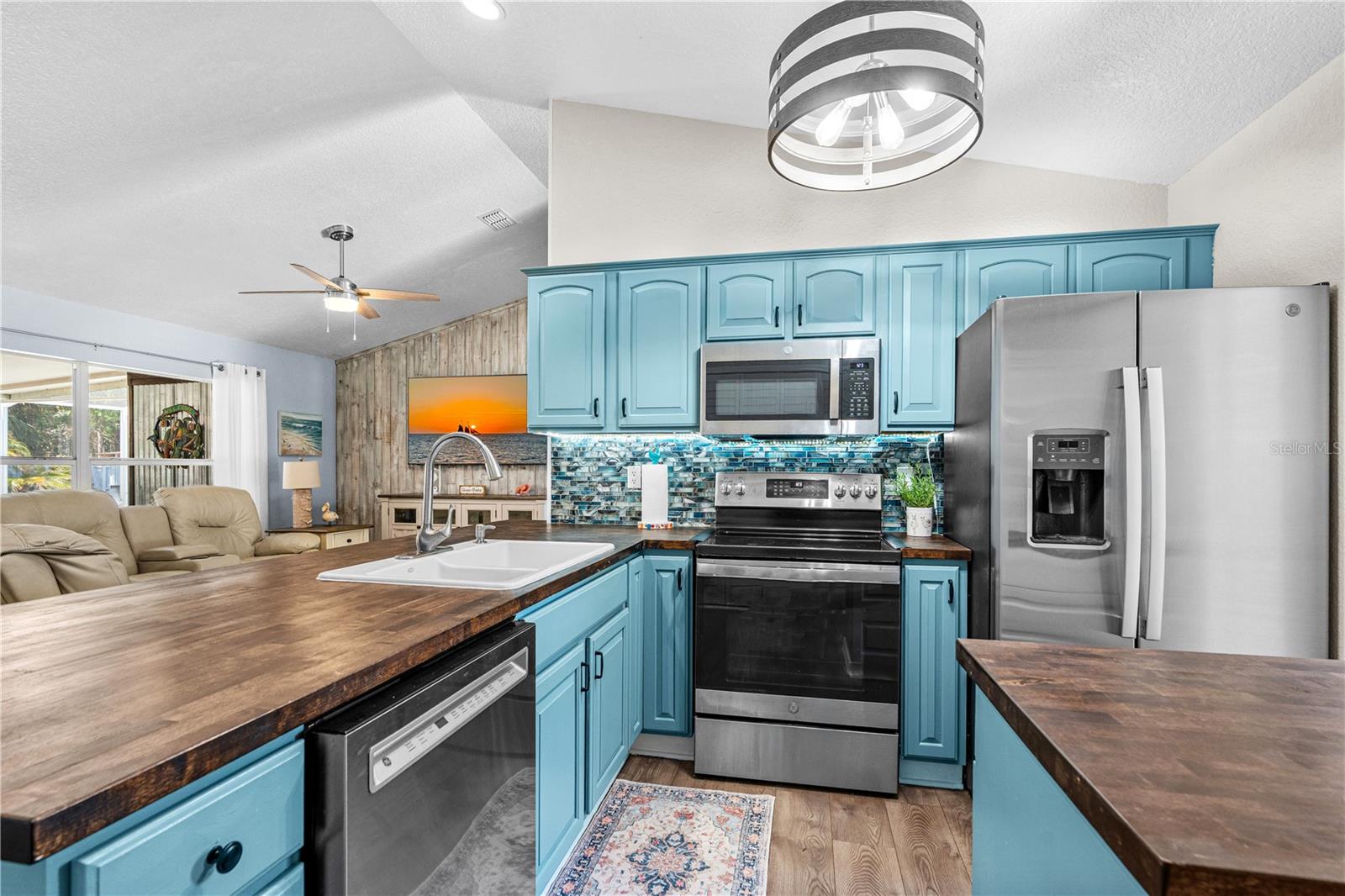 CLOUSER - Residential