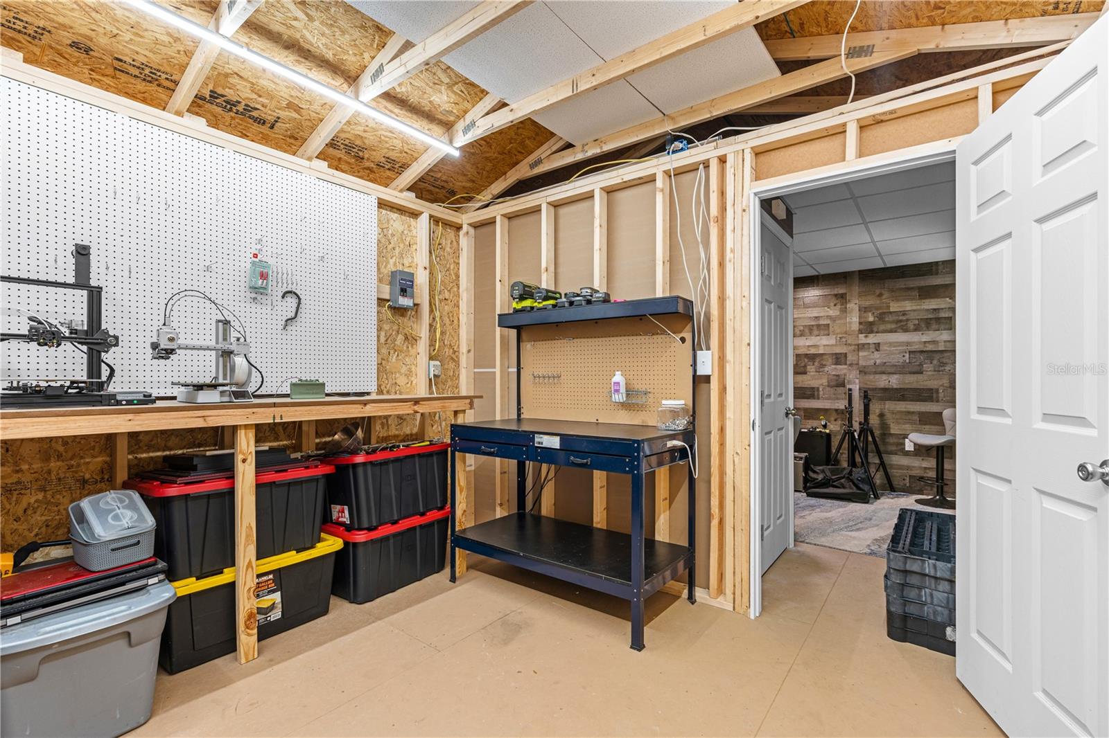 CLOUSER - Residential