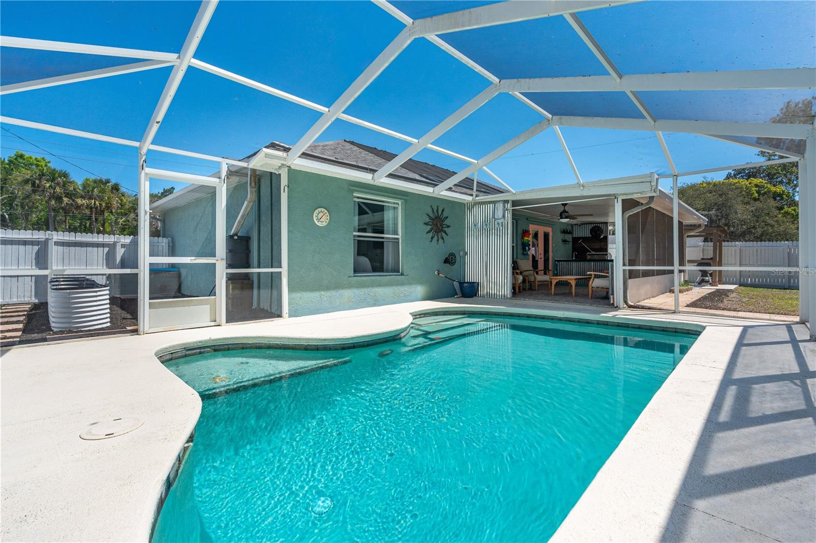 CLOUSER - Residential