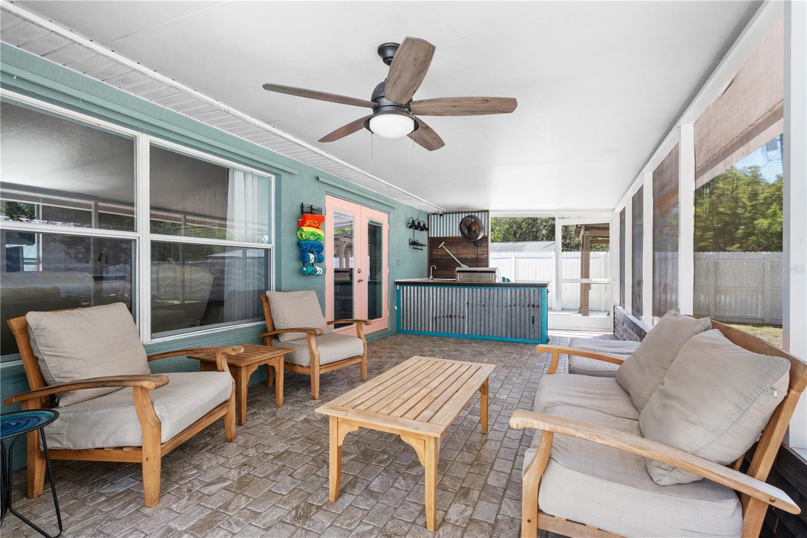 CLOUSER - Residential