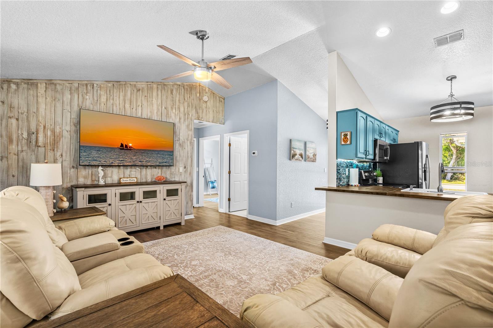 CLOUSER - Residential