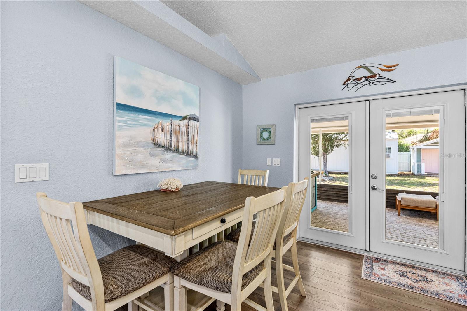 CLOUSER - Residential