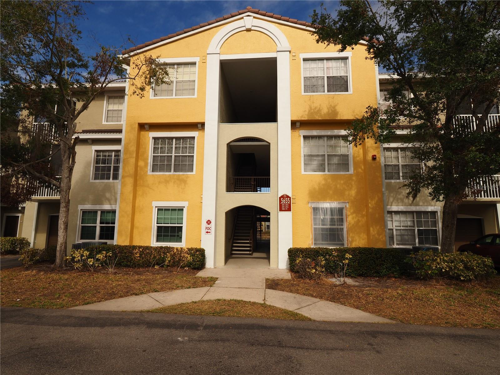 A third floor 2 bedroom 2 bathroom with garage garage available for long term rental furnished or optionally unfurnished as of 02/01/2025. Las Palmas is a well maintained, gated community with 2 swimming pools, hot tub, fitness center, billiard room, grilling areas, outside bar, tennis court, walking/biking trails. The unit features solid wood kitchen cabinets, stainless appliances, garbage disposal, water filtration system, a pantry and a breakfast bar. The split floor plan is very livable and offers ample space and great views from the attached, covered and screened lanai. Master bedroom boasts a walk-in closet and a private bathroom. Enjoy great shopping and dining in the adjacent UTC Mall. Walk, jog, bike, row or paddleboard and more in Benderson Park: RV and boat parking available.