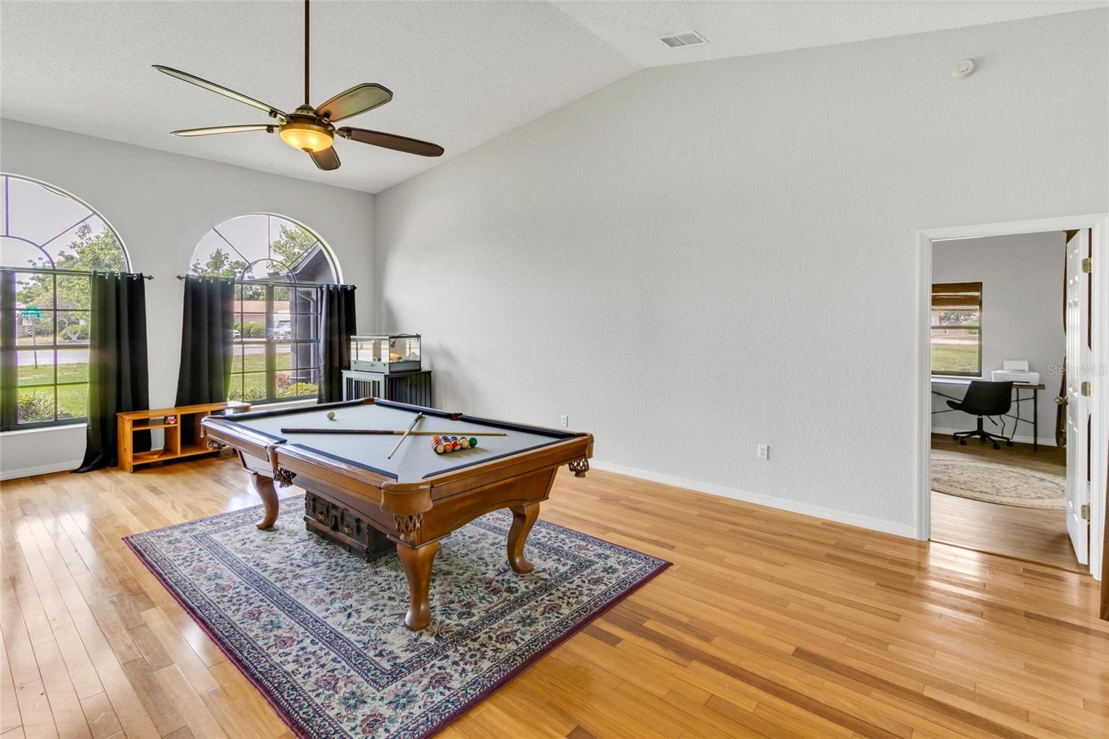 SPRING HILL - Residential