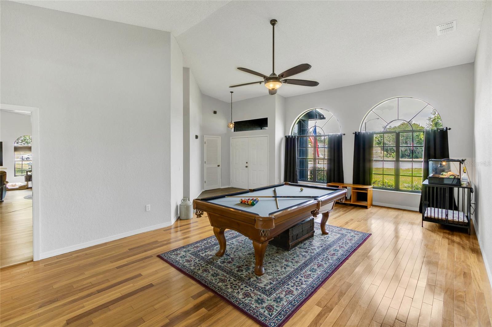 SPRING HILL - Residential