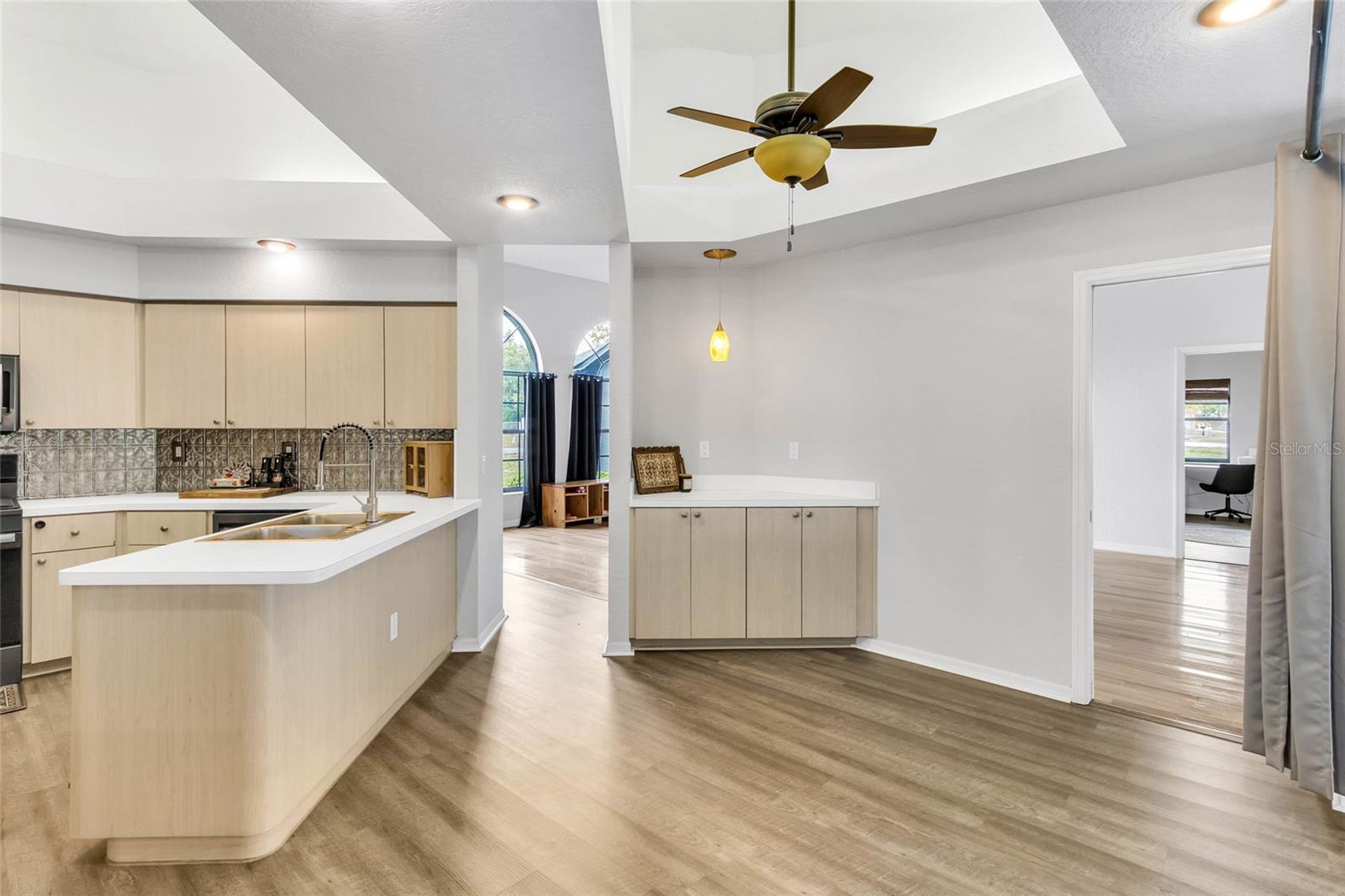 SPRING HILL - Residential
