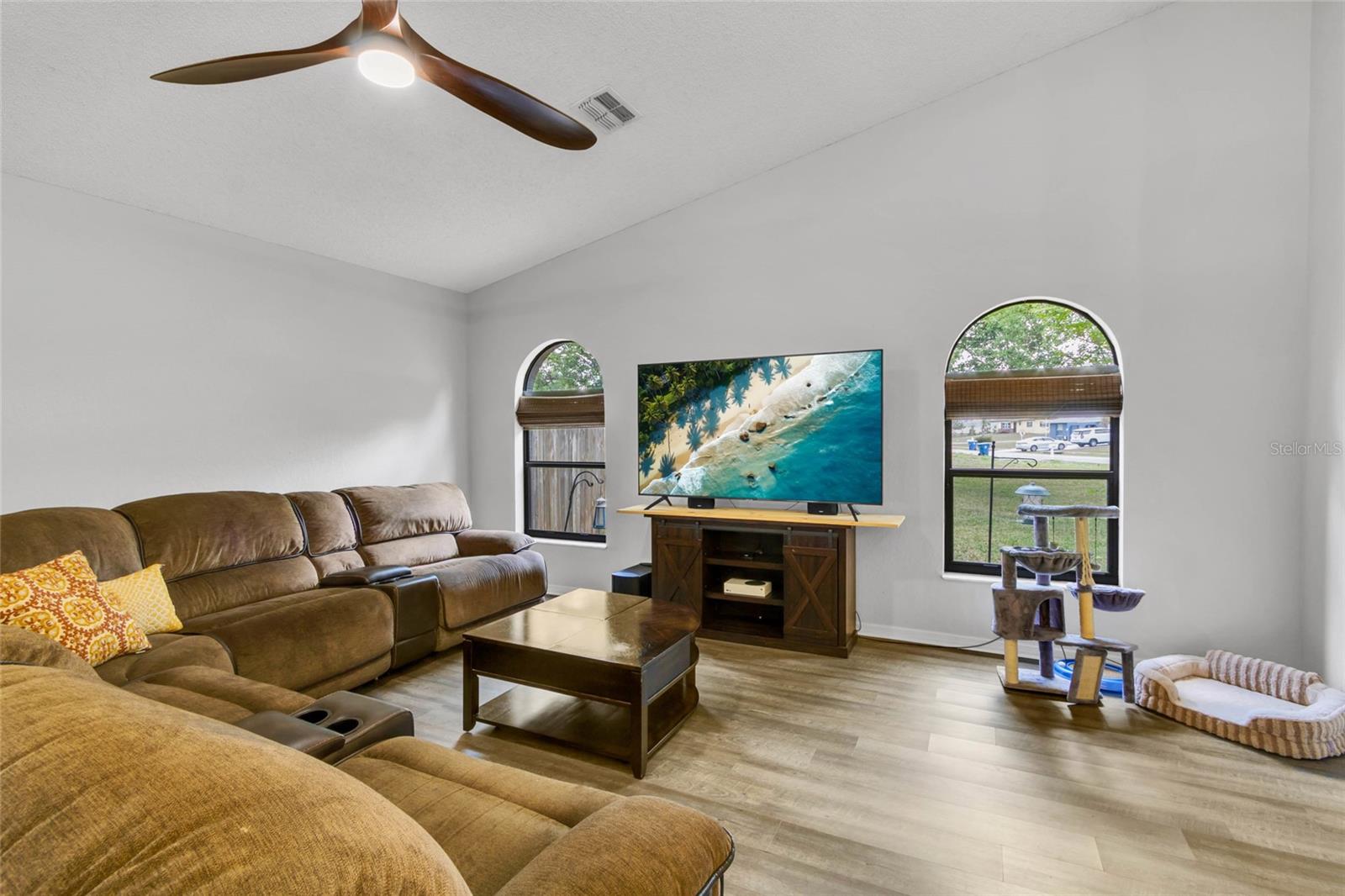 SPRING HILL - Residential