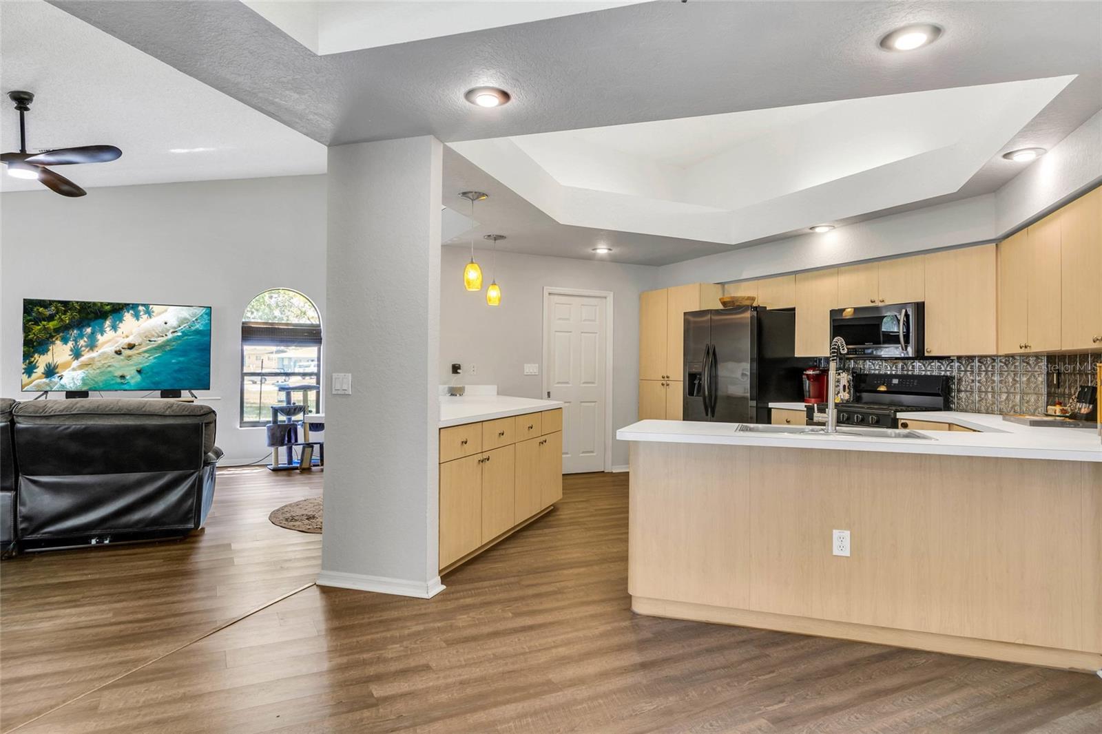 SPRING HILL - Residential