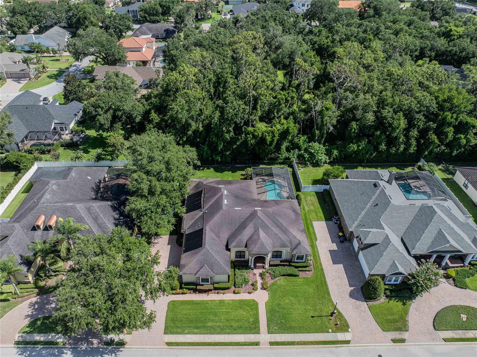 CRESCENT WOODS - Residential Lease