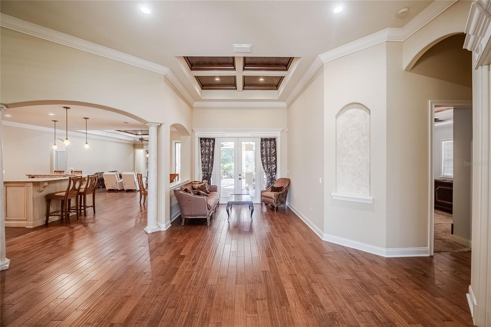 CRESCENT WOODS - Residential Lease