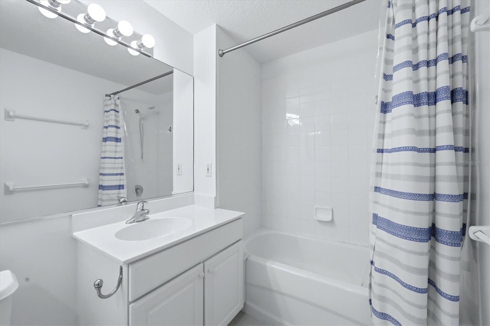 ARIELLE/PALMER RANCH SEC IV - Residential