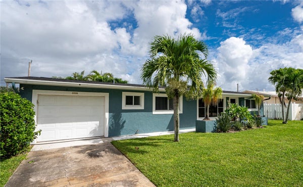 1228 YACHT CLUB BLVD, INDIAN HARBOUR BEACH, FL 32937 - Image c35a23fc8f8260b2fa0e5b2861592c4e/1409956729