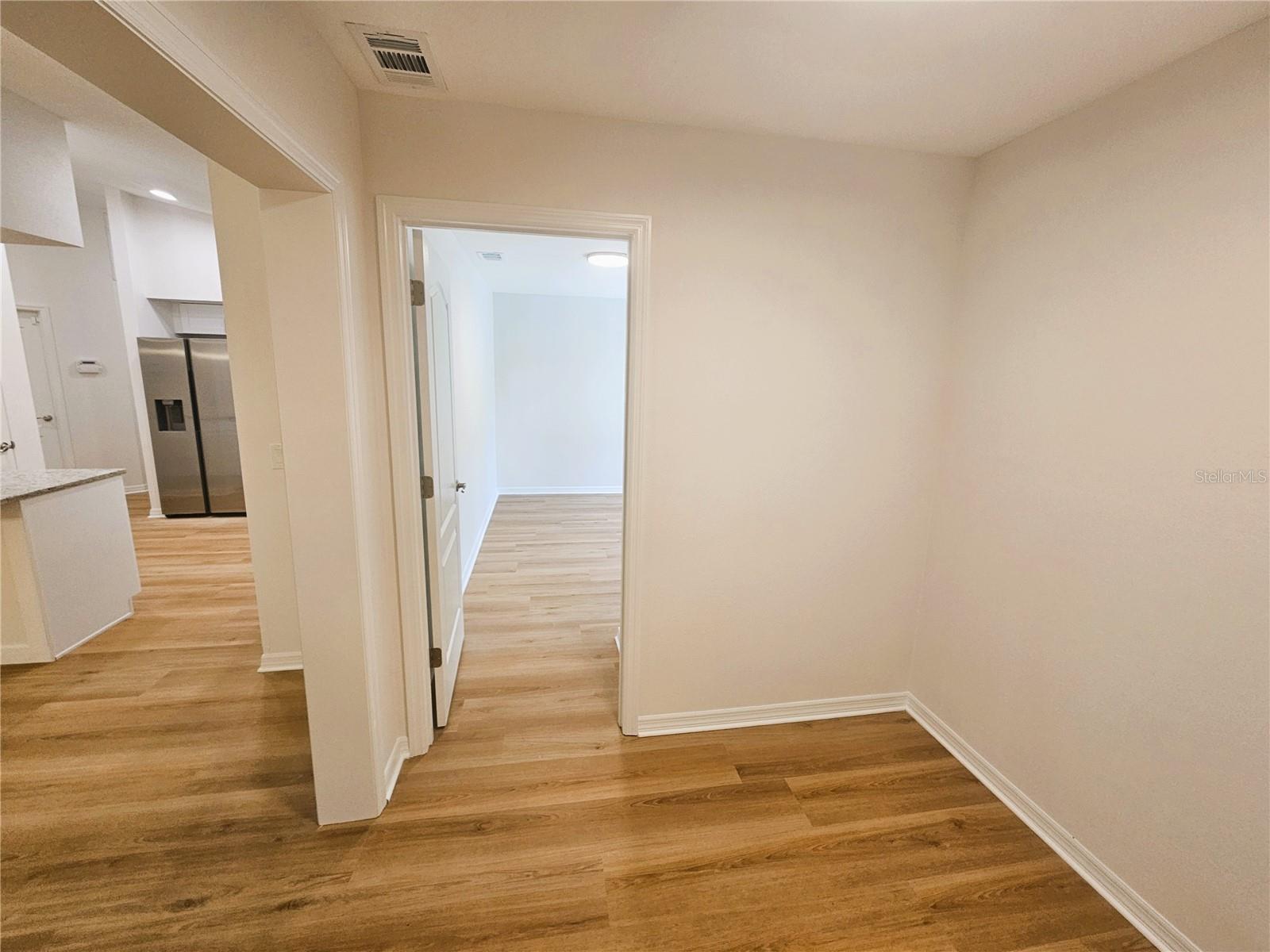 SILVER OAKS PH 01 - Residential