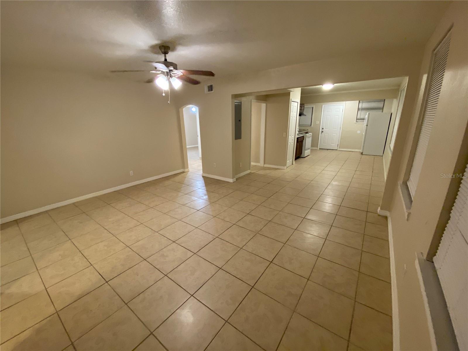 PANAMA TERRACE - Residential Lease