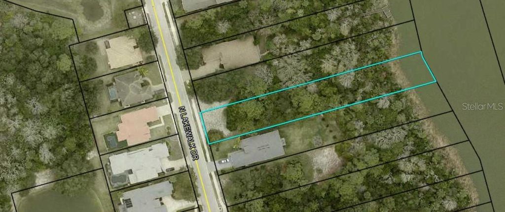 Photo of 22 N Lakewalk Drive, Palm Coast, FL 32137 (MLS # FC318271)