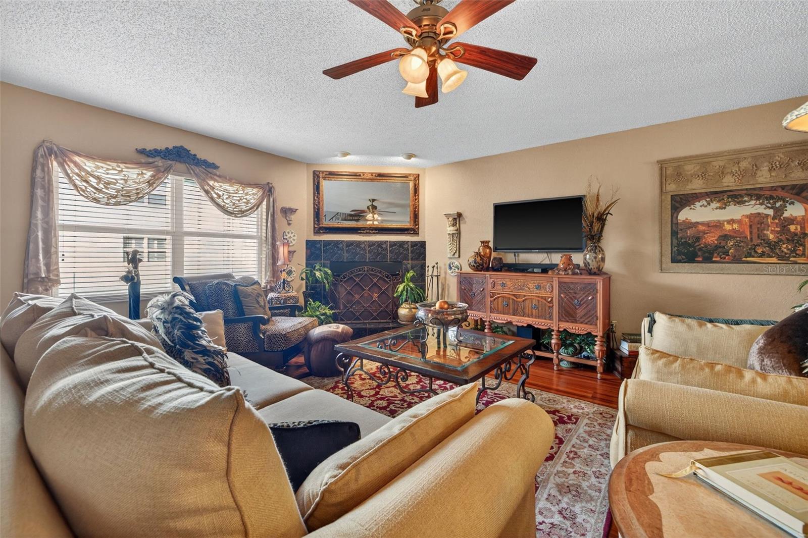 PELICAN ISLE TOWNHOMES - Residential