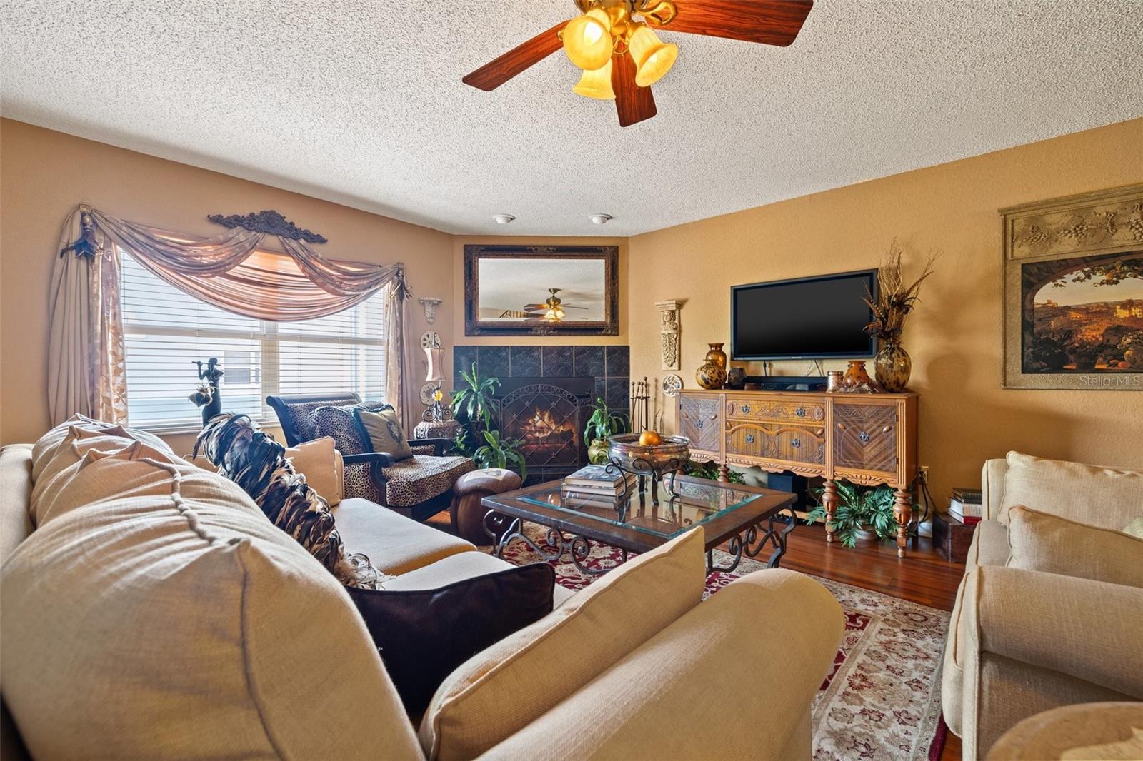 PELICAN ISLE TOWNHOMES - Residential